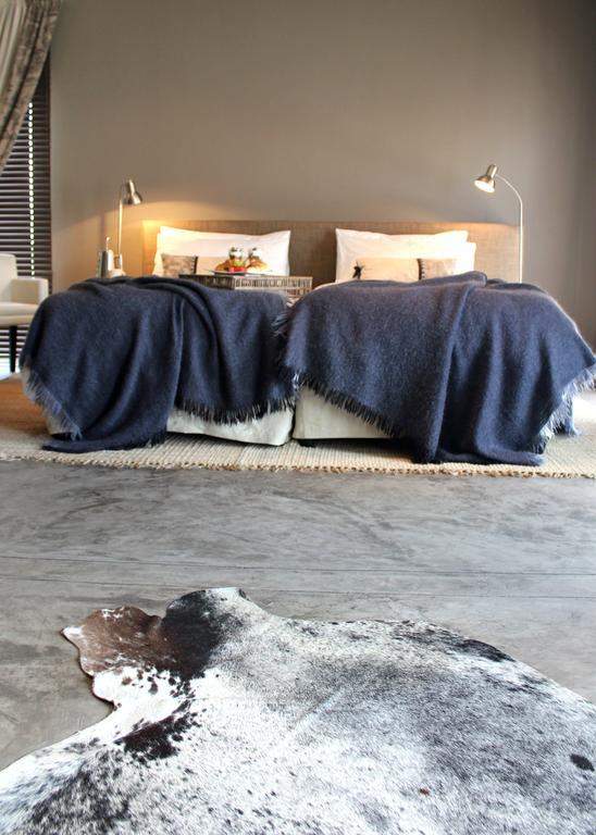 The Village Courtyard Suites & Executive Apartment Windhoek Eksteriør bilde