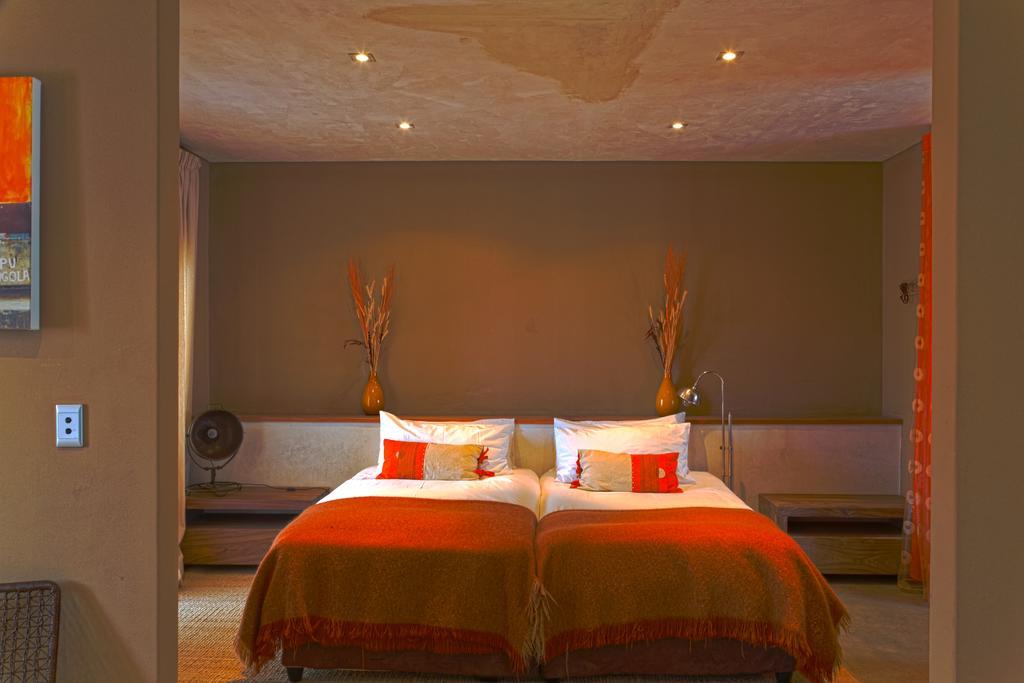 The Village Courtyard Suites & Executive Apartment Windhoek Eksteriør bilde