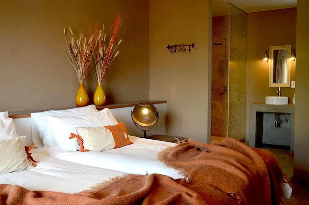 The Village Courtyard Suites & Executive Apartment Windhoek Eksteriør bilde